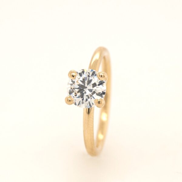 Four-Prong East-West Diamond Ring